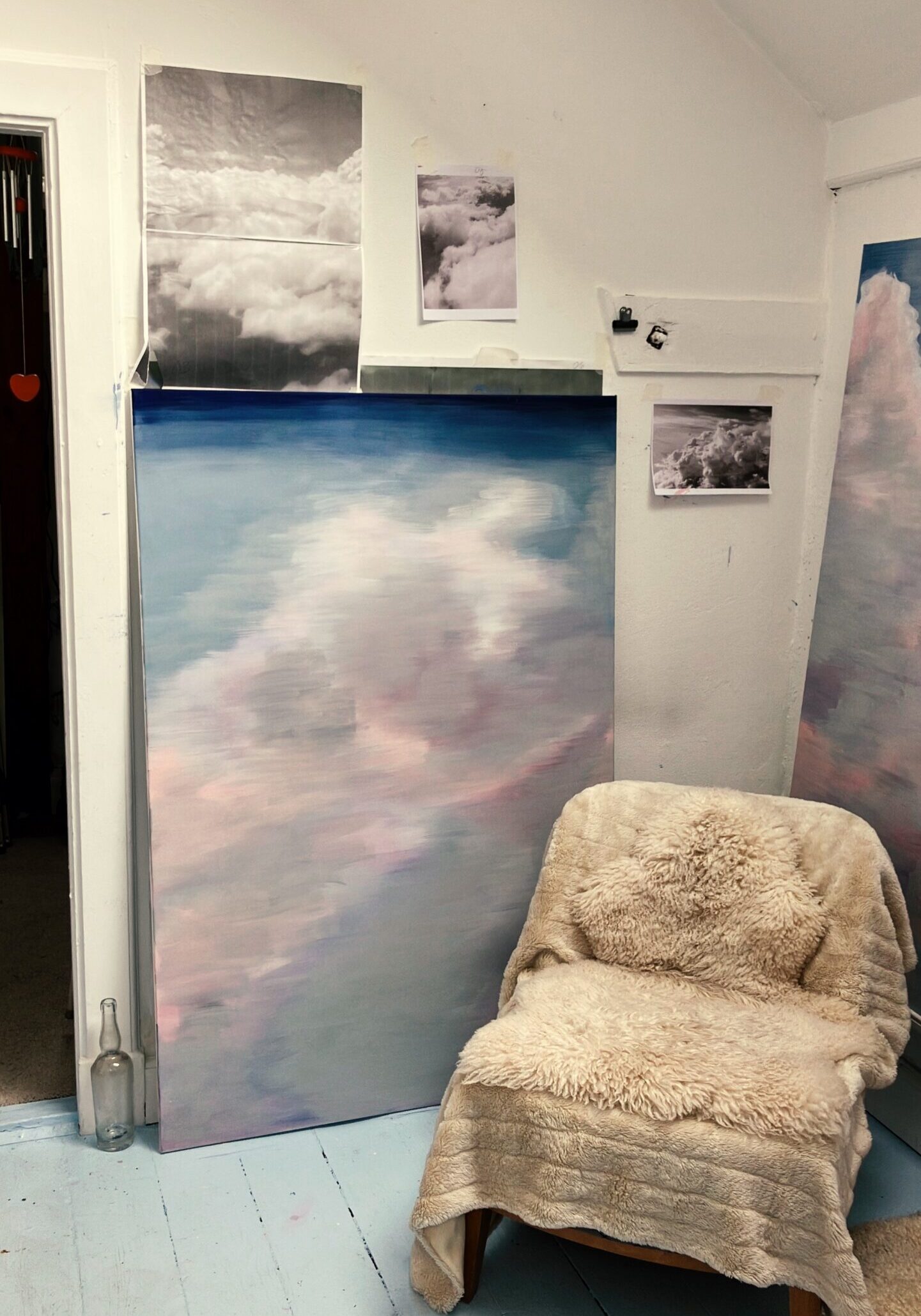 {
  "orientation" : 1,
  "exposureMode" : 0,
  "meteringMode" : 0,
  "focalLength" : 26,
  "isBackCam" : 1
}